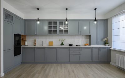 How Cabinet Refinishing Can Transform an Outdated Kitchen